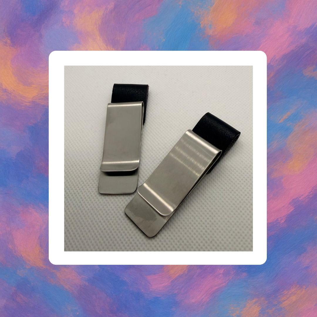 Porte-Stylo en Métal et Cuir – Élégance, Organisation et Présence