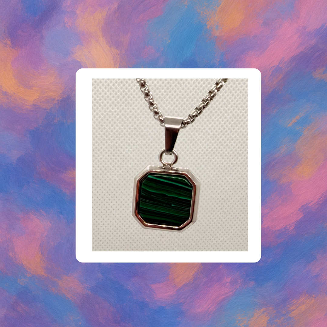 💎 Pendentif en Malachite – Protection et Transformation